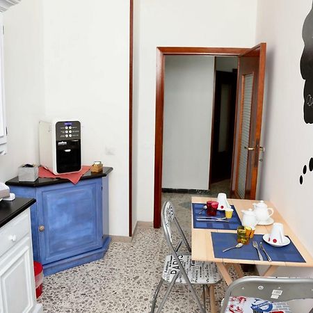 Viale Italia 41: I Migliori Anni Hotel Sassari Exterior photo