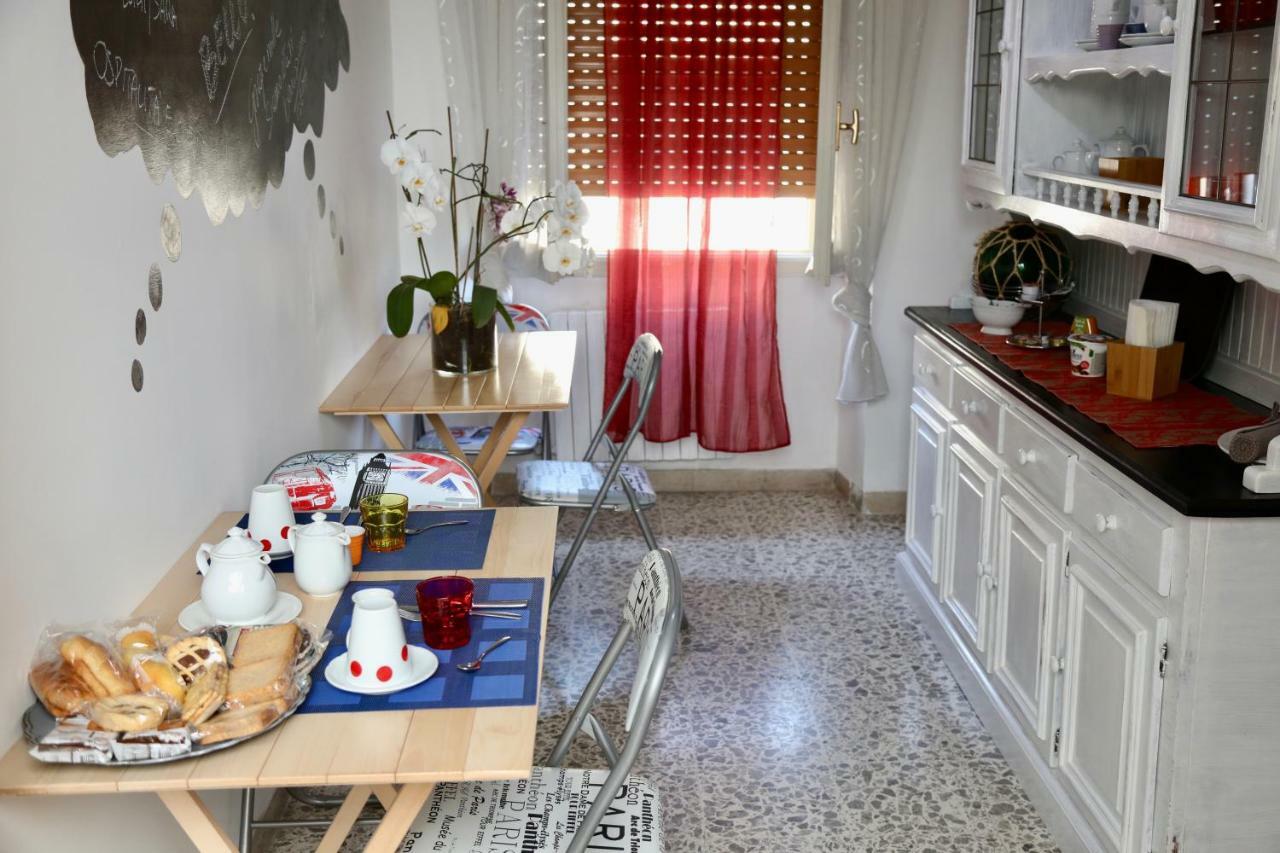 Viale Italia 41: I Migliori Anni Hotel Sassari Exterior photo