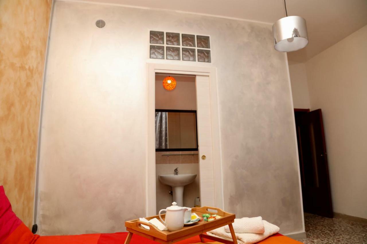 Viale Italia 41: I Migliori Anni Hotel Sassari Exterior photo